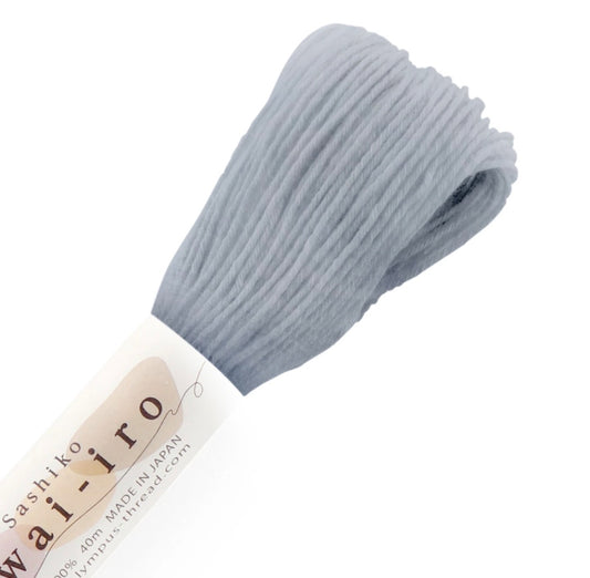 Olympus Sashiko Thread, Medium Skein 40m, Cloudy Grey A20