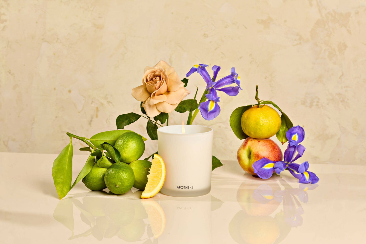 Canvas Classic Candle by Apotheke